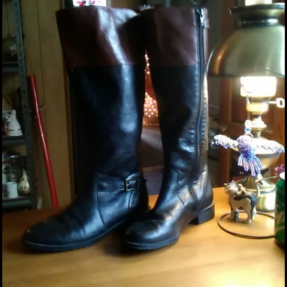 7M 2Tone zip knee high flat bottomed 👢 boots